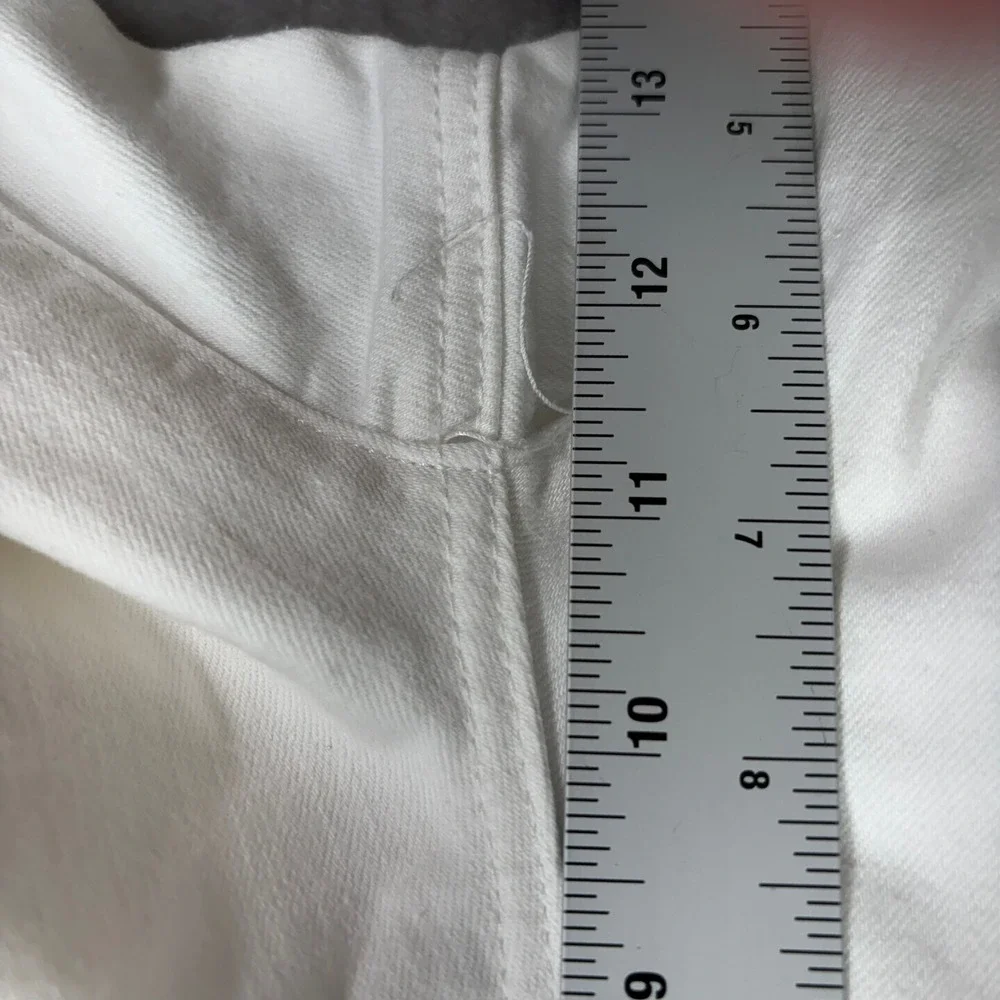 Chico's So Slimming Girlfriend Crop Jeans Womens 2 White Stretch Denim Pants